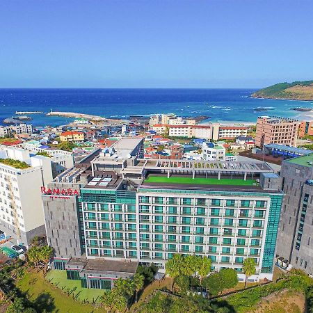 Ramada By Wyndham Jeju Hamdeok Hotel Exterior photo