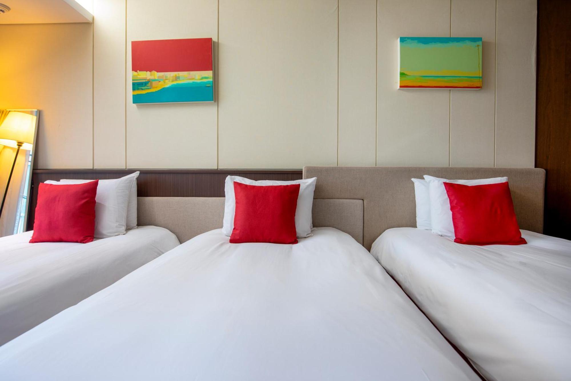 Ramada By Wyndham Jeju Hamdeok Hotel Exterior photo